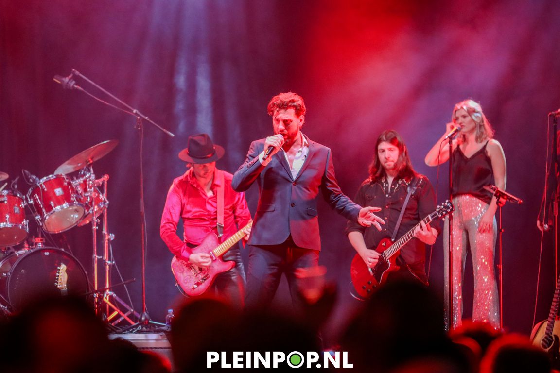 BOUKE & THE ELVIS MATTERS BAND    (39)